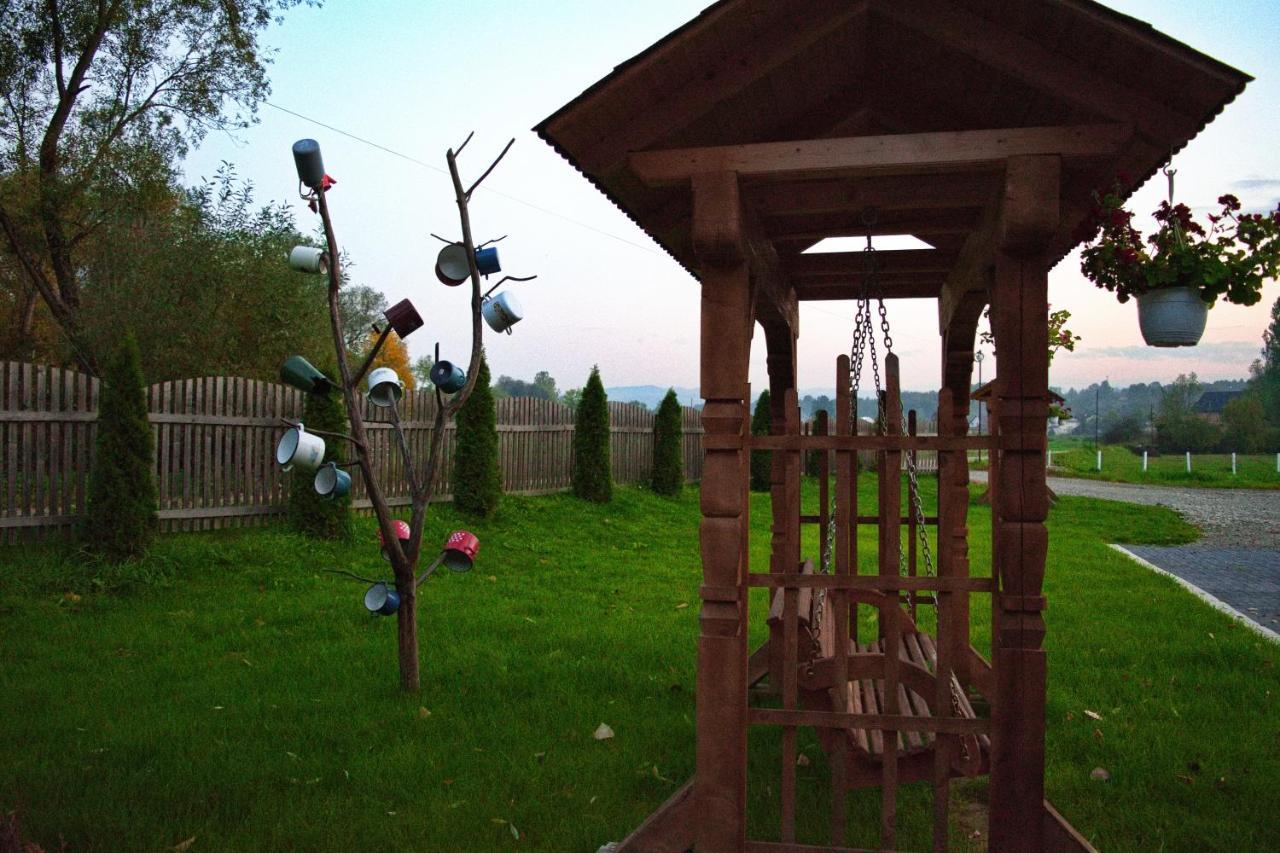 Conacul Cosaului Hotel Feresti Bagian luar foto